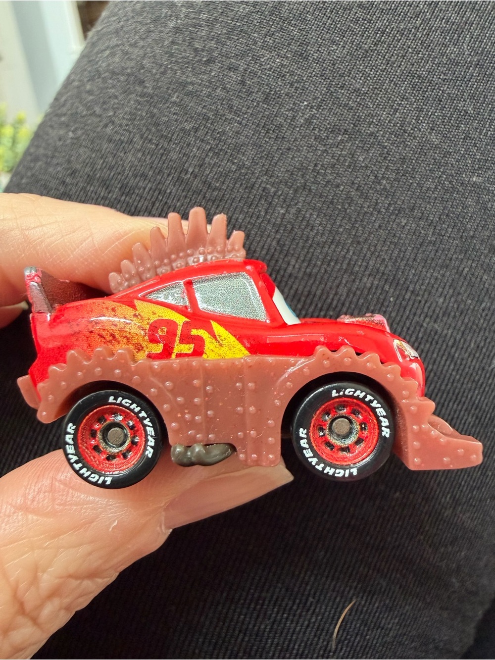 Pixar Cars Road Rumblers Lightning McQueen mini diecast